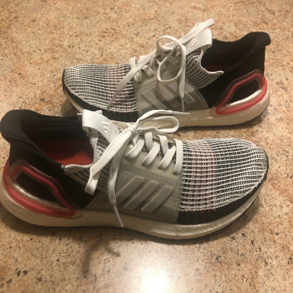 Adidas Ultraboost 19 (used)